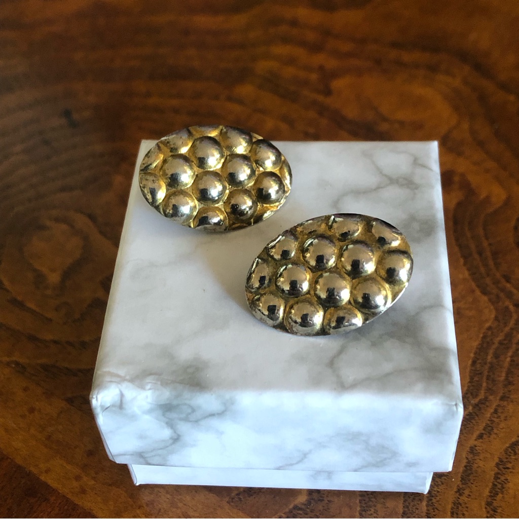 Vintage 70s Brass Tone Bubble Oval Clip On Earrings